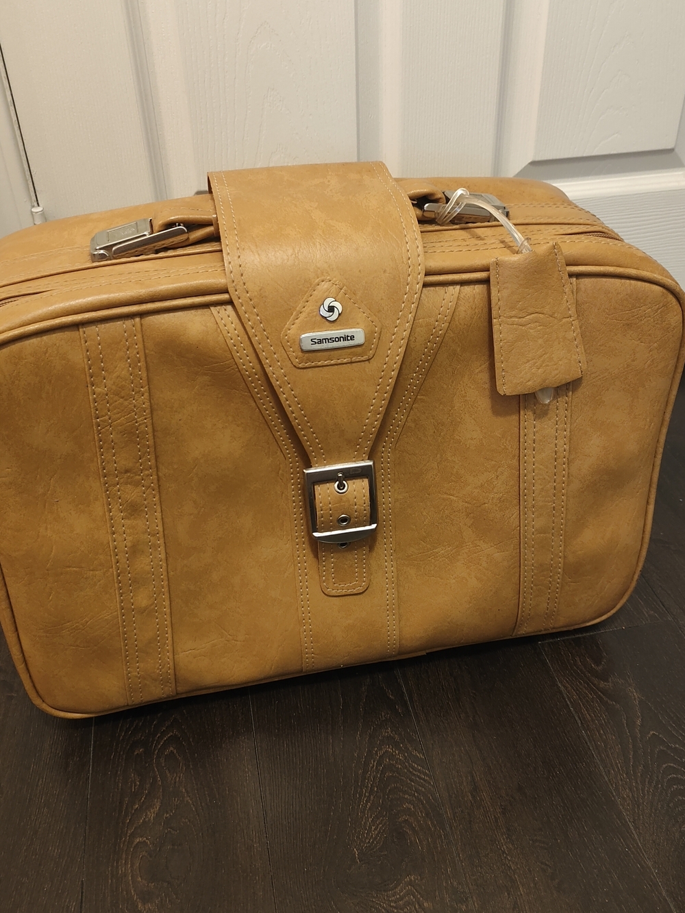 Samsonite Tan Leather Travel Briefcase - Classic Men’s Bag